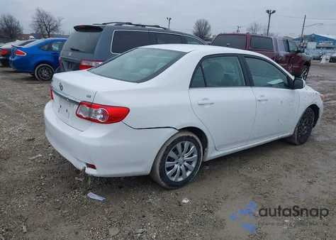 2013 Toyota Corolla Le z USA, uszkodzony, nr VIN 2T1BU4EE2DC969268